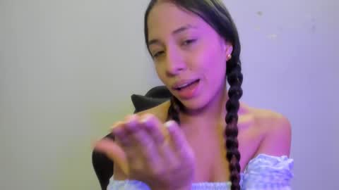 Snapshot of keiry_gonzalez11_aws chatting on 10/11/25, 01:27 keiry_gonzalez11_aws online show from 10/11/25, 01:27