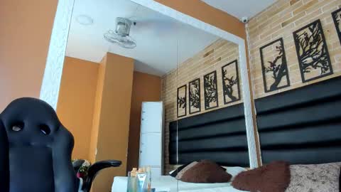 keisy_sanchez online show from 01/14/26, 11:05