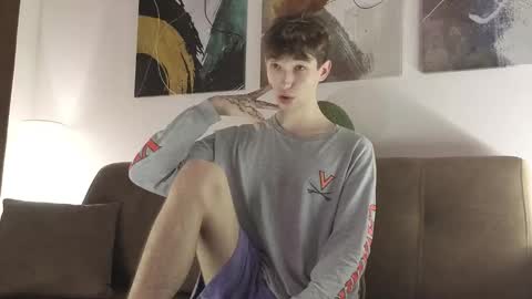 Mark online show from 10/31/25, 04:52