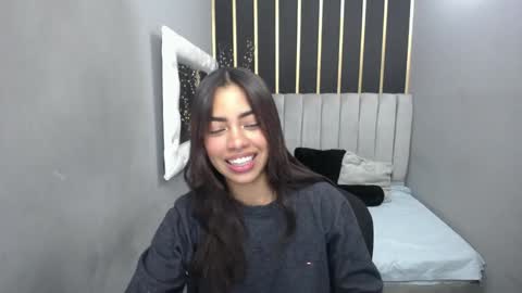 Snapshot of keizy_conte chatting on 12/13/24, 04:27 K E I Z Y online show from 12/13/24, 04:27