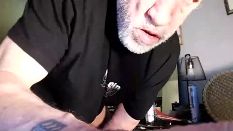 Snapshot of kellasjeffrey chatting on 06/14/26, 08:11 kellasjeffrey online show from 06/14/26, 08:11