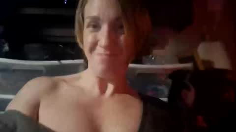 kelli19851834 online show from 11/18/25, 06:18