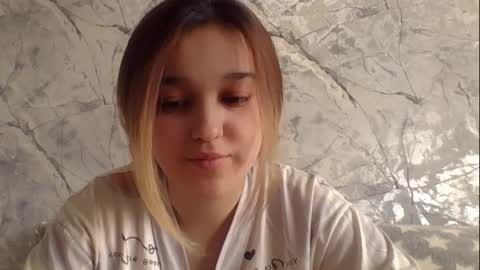 kelli_nuna_bebe online show from 05/01/26, 10:31