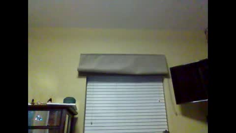 kellpvc1 online show from 02/18/26, 06:04