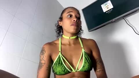 kelly__thomson online show from 01/15/25, 12:41