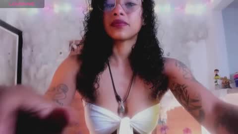 kelly__thomson online show from 02/02/25, 12:13