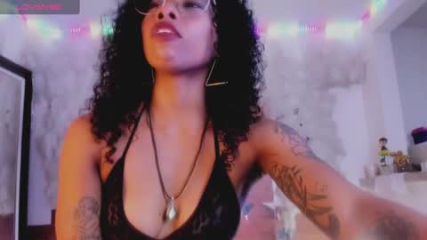 kelly__thomson online show from 02/04/25, 09:20