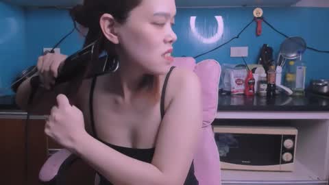 Kelly online show from 03/29/26, 04:23