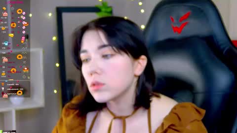 Kelly online show from 12/04/25, 10:02