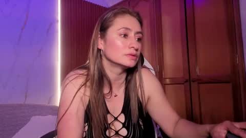 Kelly online show from 05/11/26, 04:04