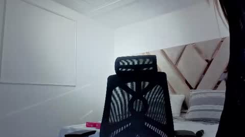 Kelly online show from 07/18/26, 02:49