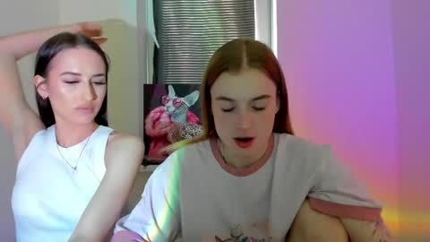 kelly_mur_ online show from 04/20/26, 02:47