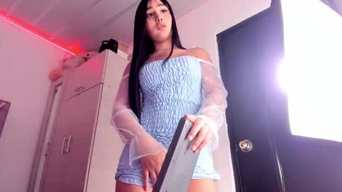 Snapshot of kelly_piink chatting on 09/20/25, 02:56 Kelly online show from 09/20/25, 02:56