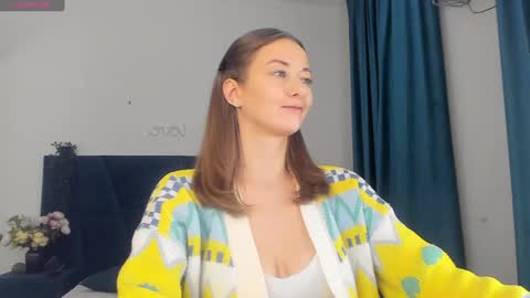 Kelly XO online show from 12/12/24, 02:11