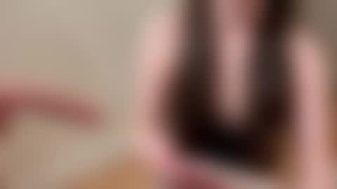 Snapshot of kellyberry__ chatting on 11/28/25, 06:43 Kelly online show from 11/28/25, 06:43