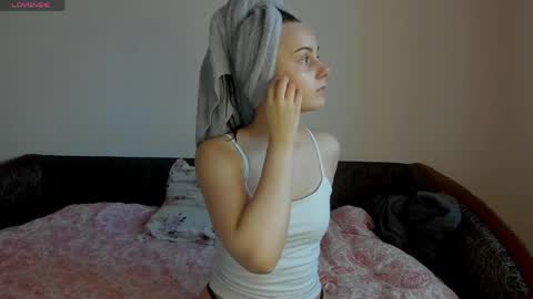 Snapshot of kellycartie chatting on 05/05/26, 03:20 Im Kelly online show from 05/05/26, 03:20