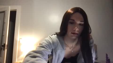 Kelly online show from 11/30/25, 11:09