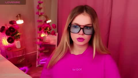 Kelly online show from 11/30/25, 06:23