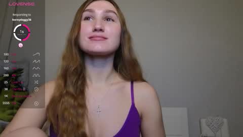 Snapshot of kellykeat chatting on 10/25/25, 07:19 Princess Kelly online show from 10/25/25, 07:19