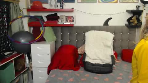 kelly online show from 01/29/25, 04:47