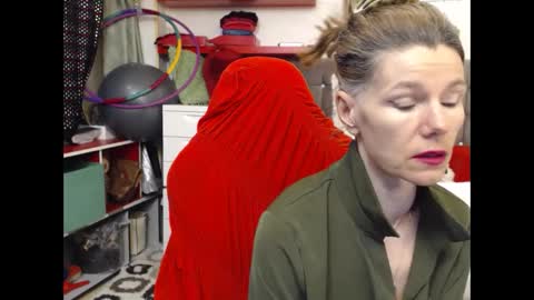 kelly online show from 02/10/25, 06:13