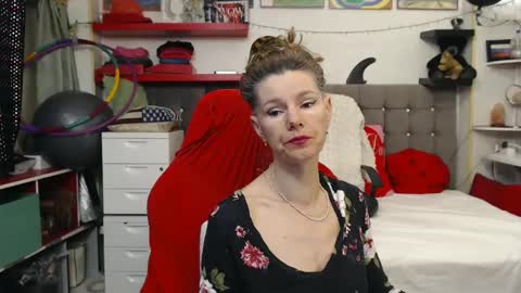 kelly online show from 02/14/25, 06:40