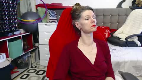 kelly online show from 02/25/25, 12:03