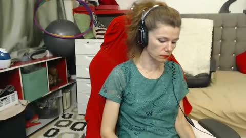 kelly online show from 03/07/25, 10:21