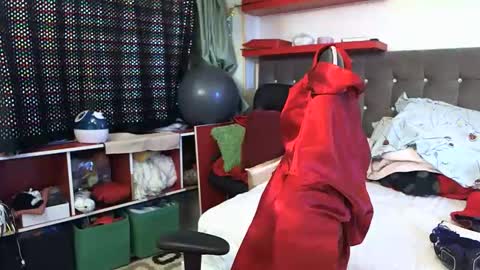 kelly online show from 09/23/25, 01:47