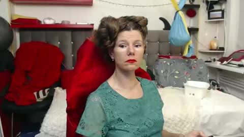 kelly online show from 09/29/25, 10:14