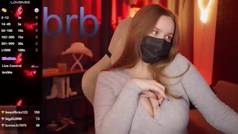 kelly online show from 10/31/25, 08:37