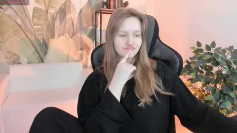 kelly online show from 12/20/25, 09:16