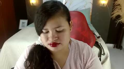 Snapshot of kellyshibary chatting on 08/01/26, 07:35 KELLY LUNA online show from 08/01/26, 07:35