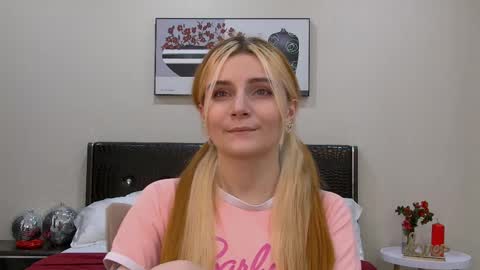 Snapshot of kellystoneys chatting on 01/26/25, 11:39 Kelly Stoneys online show from 01/26/25, 11:39