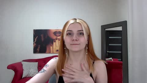 Snapshot of kellystoneys chatting on 02/05/25, 06:04 Kelly Stoneys online show from 02/05/25, 06:04