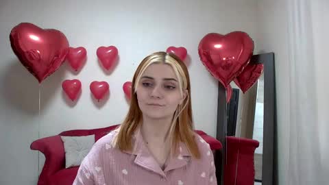 Snapshot of kellystoneys chatting on 02/10/25, 12:08 Kelly Stoneys online show from 02/10/25, 12:08