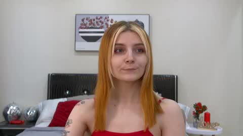 Snapshot of kellystoneys chatting on 03/09/25, 12:09 Kelly Stoneys online show from 03/09/25, 12:09
