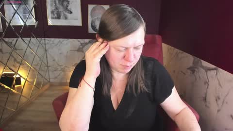 Kelly online show from 04/11/26, 10:41