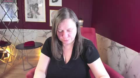 Kelly online show from 04/17/26, 05:54