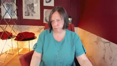 Kelly online show from 07/01/26, 05:31