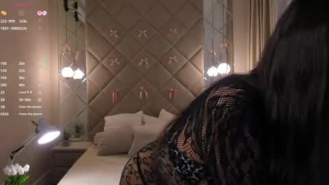 kellyy_bern online show from 04/23/26, 02:02