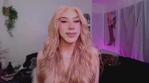 Kelsi  online show from 02/22/26, 07:40