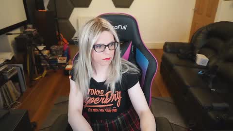 kelseycobalt online show from 12/12/24, 09:48