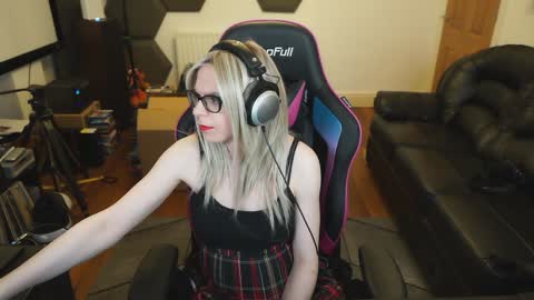 kelseycobalt online show from 02/02/25, 01:12