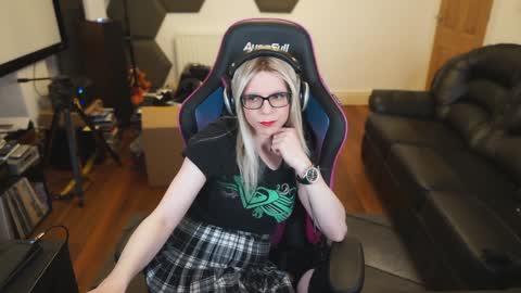 kelseycobalt online show from 02/05/25, 10:22