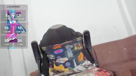 Snapshot of kelsi_steele chatting on 02/18/25, 06:37 kelsi_steele online show from 02/18/25, 06:37