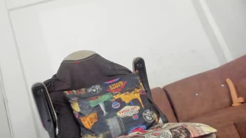 Snapshot of kelsi_steele chatting on 03/12/25, 08:30 kelsi_steele online show from 03/12/25, 08:30