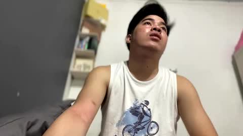 Snapshot of keltcumx chatting on 03/06/25, 09:25 keltcumx online show from 03/06/25, 09:25