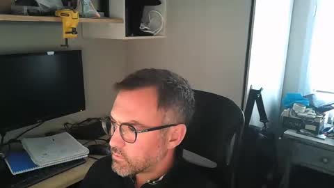 kelvin06133 online show from 02/09/25, 03:23