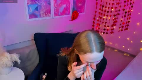 kely cute online show from 02/20/26, 12:05